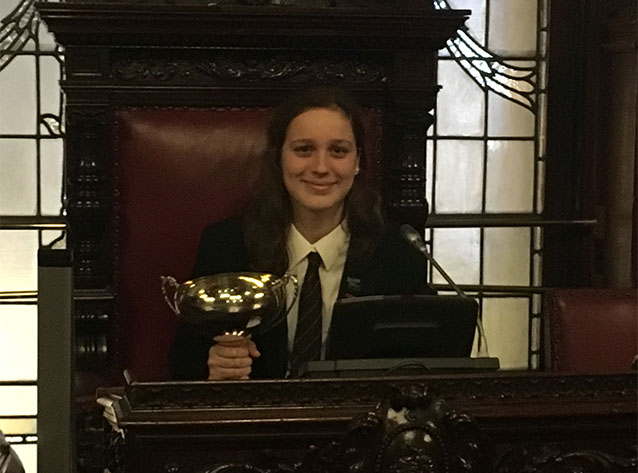 Eva wins Glasgow Speakers' Schools Competition